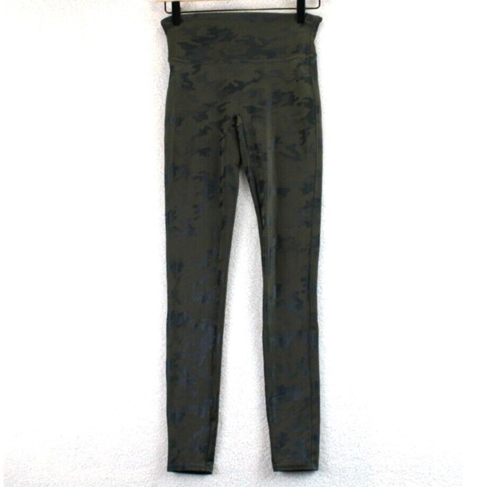 SPANX Camo Leggings High Waist Athleisure‎ Activewear Size SP